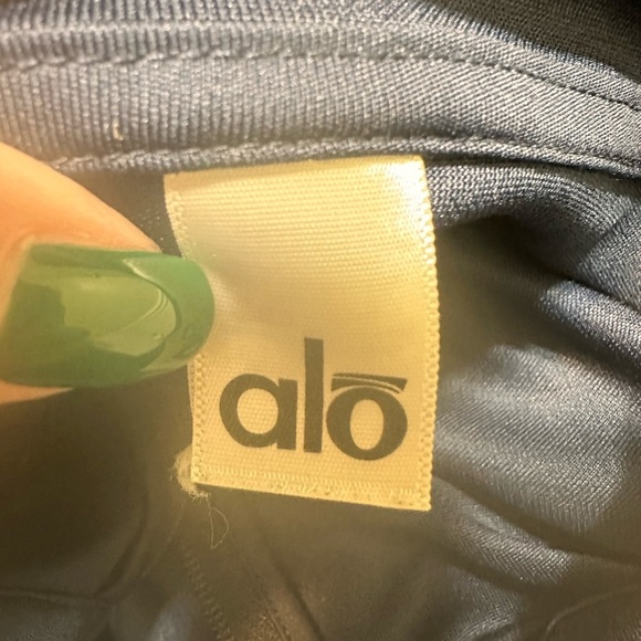 Alo Navy Full Zip Lightweight Long sleeve Jacket - Picture 4 of 6